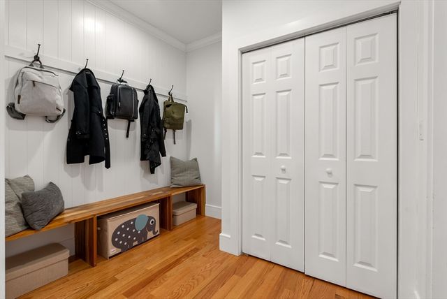 148 Lexington St, Newton, MA 02466