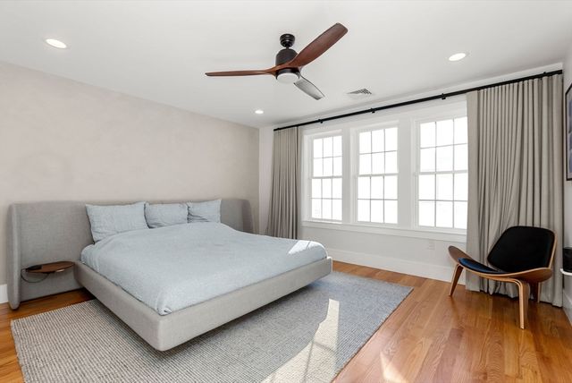 148 Lexington St, Newton, MA 02466