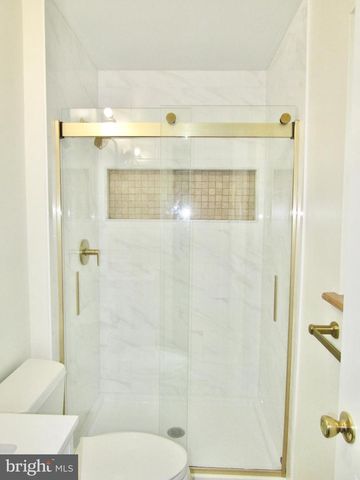 209 OAK AVE, Severna Park, MD 21146