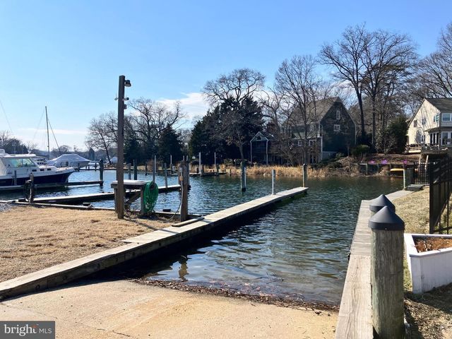 209 OAK AVE, Severna Park, MD 21146