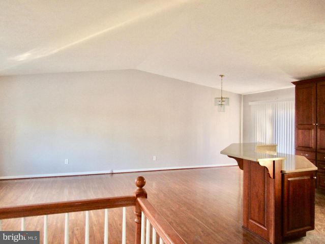 209 OAK AVE, Severna Park, MD 21146