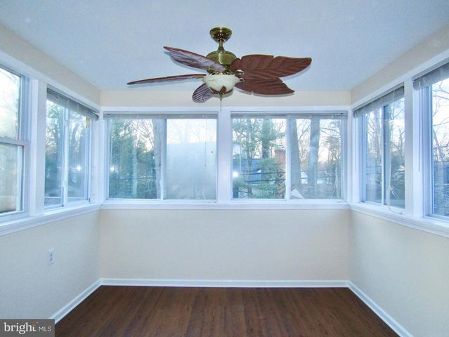 209 OAK AVE, Severna Park, MD 21146