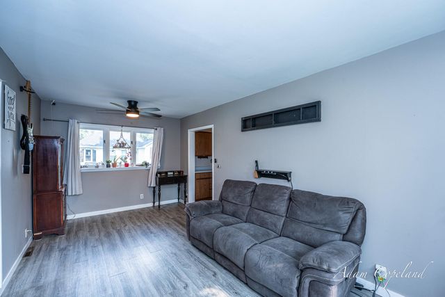 326 43rd Street SE, Kentwood, MI 49548
