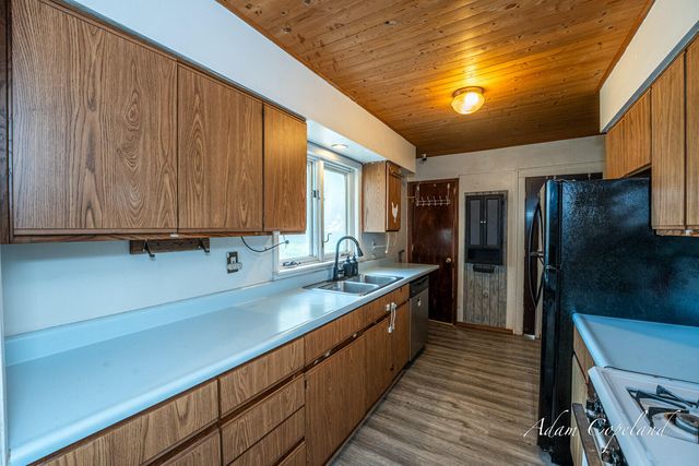 326 43rd Street SE, Kentwood, MI 49548