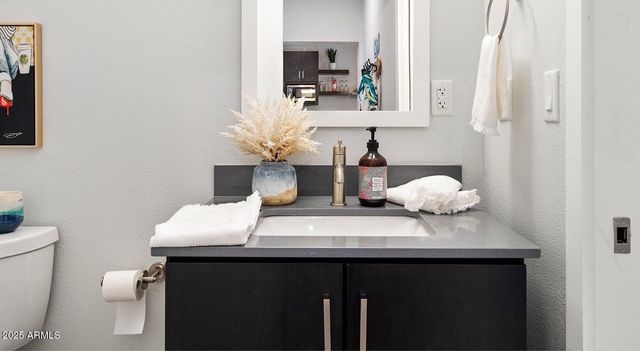 6025 W Thomas Road 1, Phoenix, AZ 85033