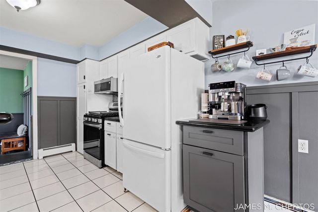 4776 18th Street, Byron Center, MI 49315