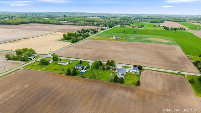 4776 18th Street, Byron Center, MI 49315