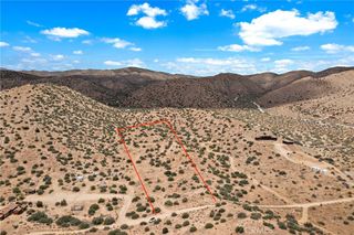 2816 Orange Trail, Pioneertown, CA 92268