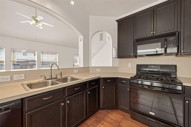 3415 S Daniel Oak Circle, Spring, TX 77389