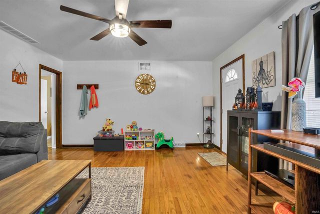 3133 W State Road 66, Rockport, IN 47635