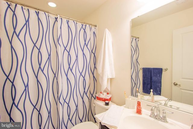 614 N GENERAL KNYPHAUSEN CT, Newark, DE 19702