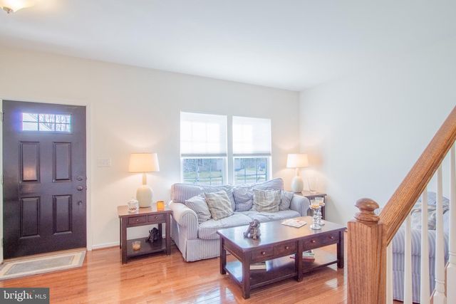 614 N GENERAL KNYPHAUSEN CT, Newark, DE 19702