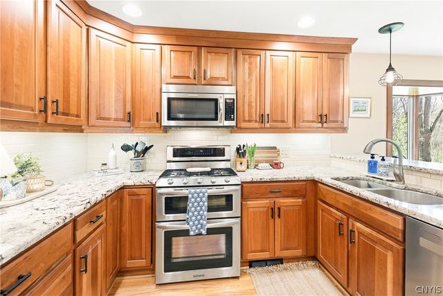 6 Woodmere, Skaneateles, NY 13152