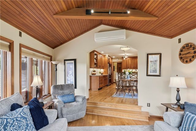 6 Woodmere, Skaneateles, NY 13152