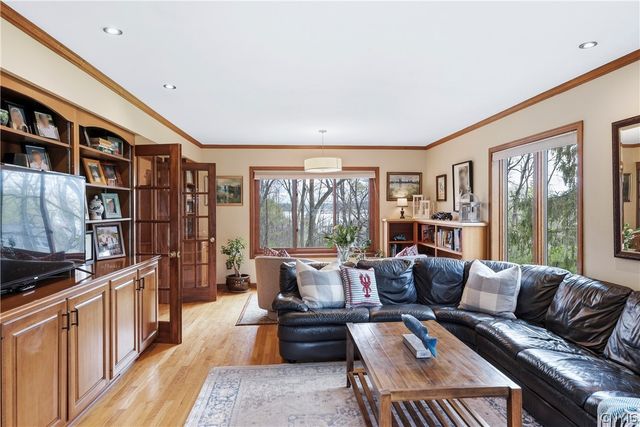 6 Woodmere, Skaneateles, NY 13152