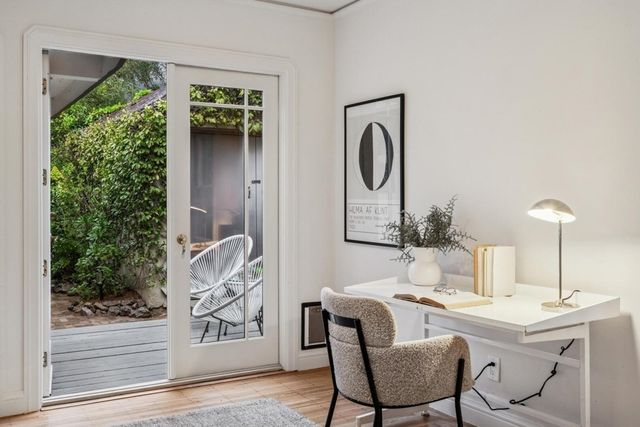 4107 4107 Lyman Rd, Oakland, CA 94602