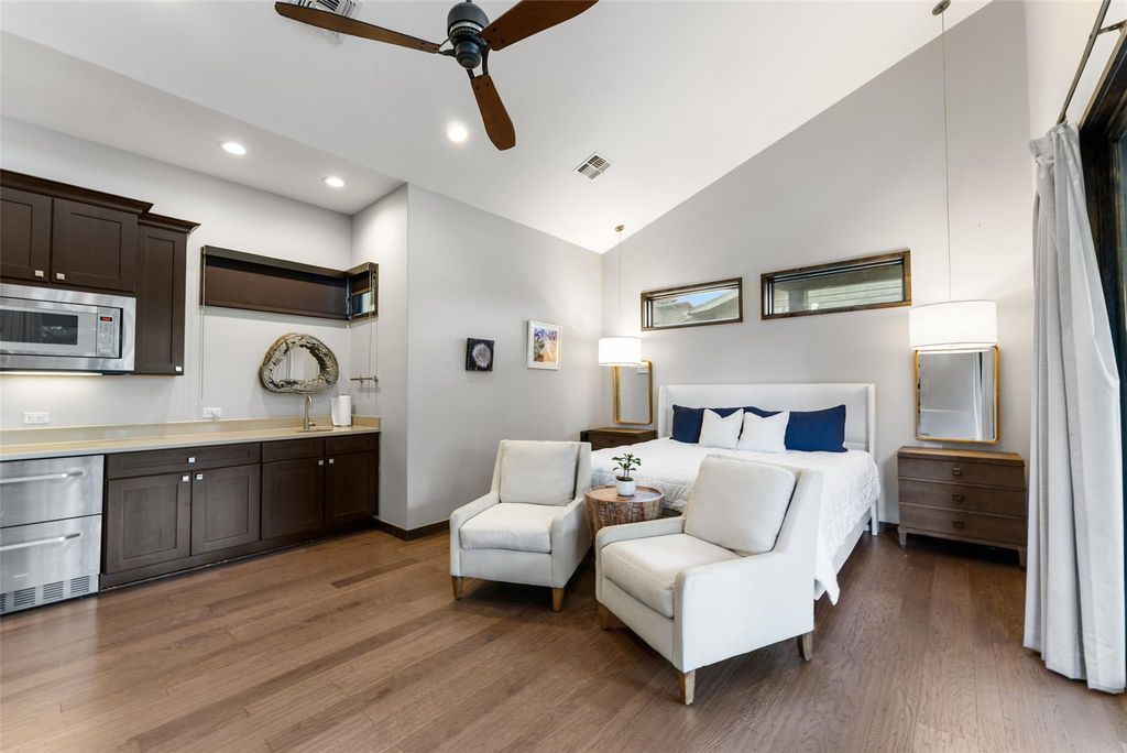2113 Barbaro Way unit 17 WAY 17, Spicewood, TX 78669