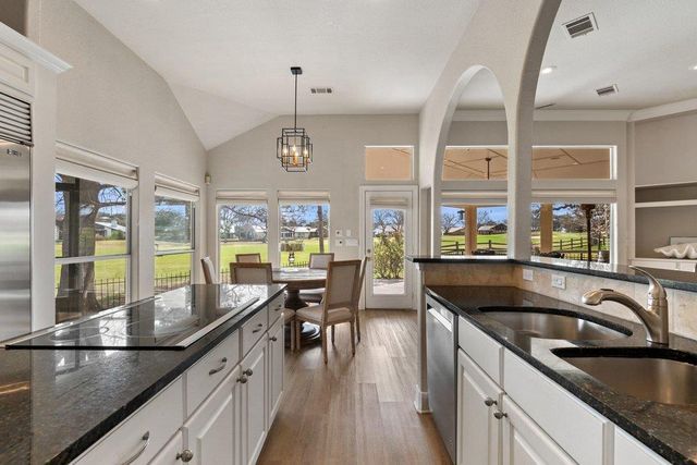 117 Longhorn DR, Horseshoe Bay, TX 78657