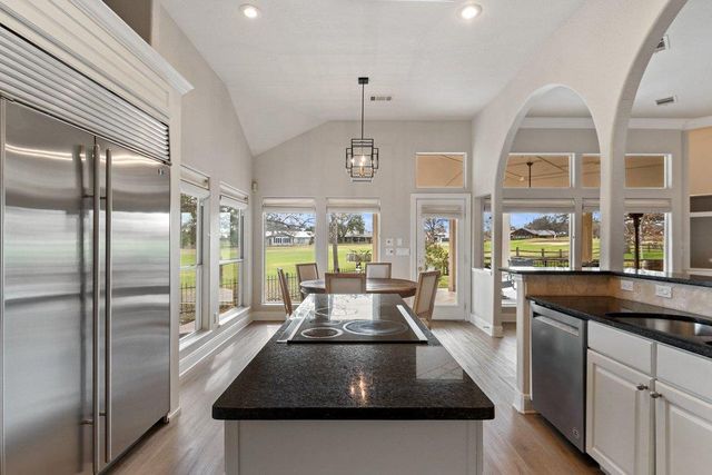 117 Longhorn DR, Horseshoe Bay, TX 78657