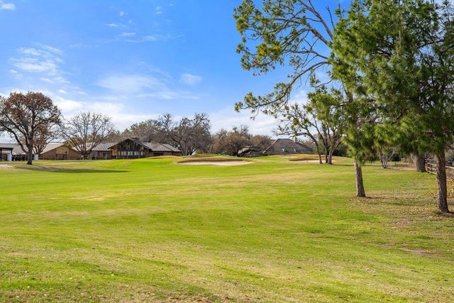 117 Longhorn DR, Horseshoe Bay, TX 78657