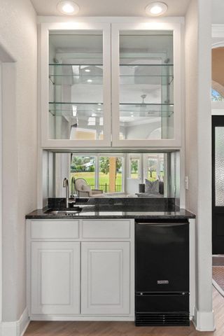 117 Longhorn DR, Horseshoe Bay, TX 78657