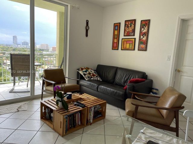 3500 Coral Way 1413, Miami, FL 33145