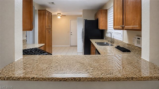 44 Fantasia Lane, Henderson, NV 89074