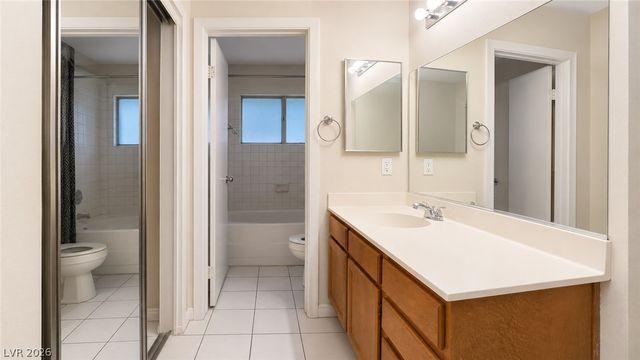 44 Fantasia Lane, Henderson, NV 89074