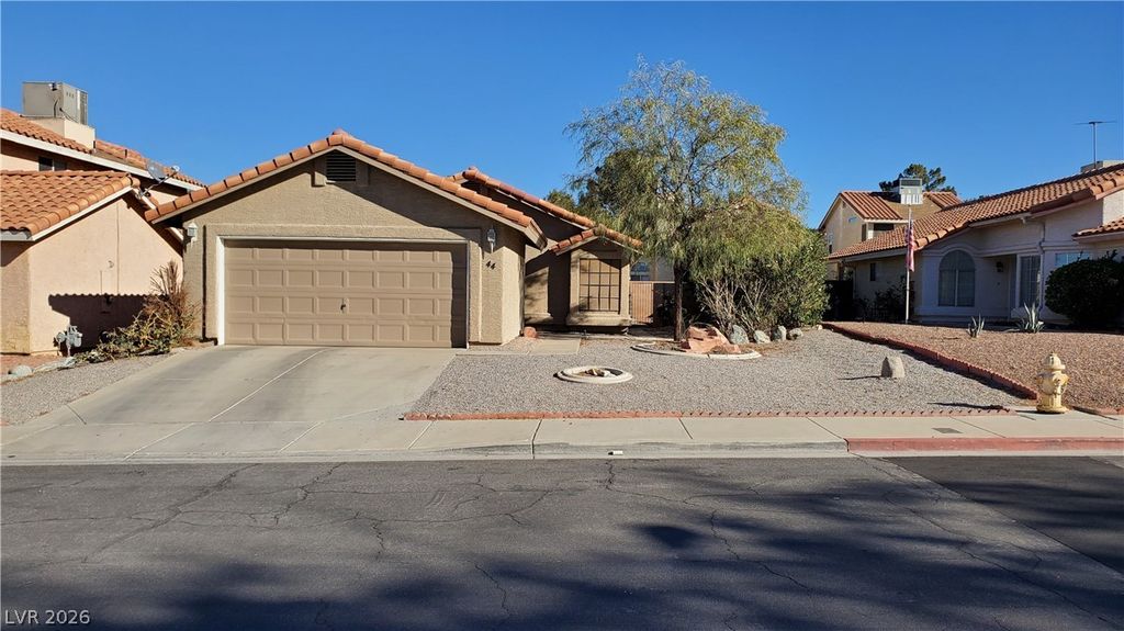 44 Fantasia Lane, Henderson, NV 89074