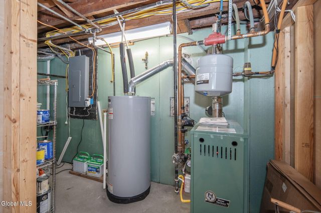 312 Boght Road, Colonie, NY 12189