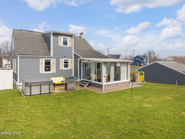 312 Boght Road, Colonie, NY 12189