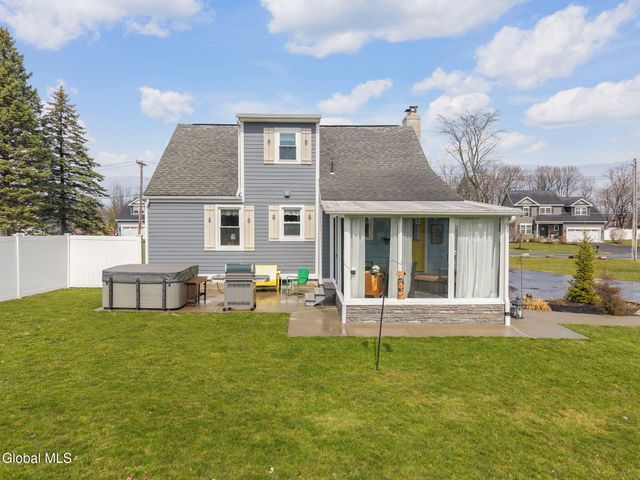 312 Boght Road, Colonie, NY 12189