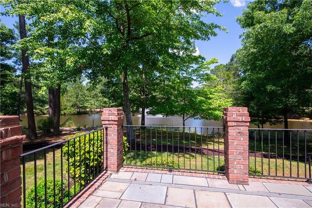 2809 Middle Woodland CLS, Williamsburg, VA 23185