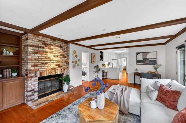 1271 Lennon Way, San Jose, CA 95125