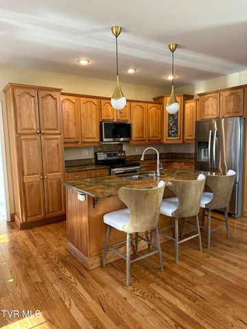 186 Butchertown Road, Fall Branch, TN 37656