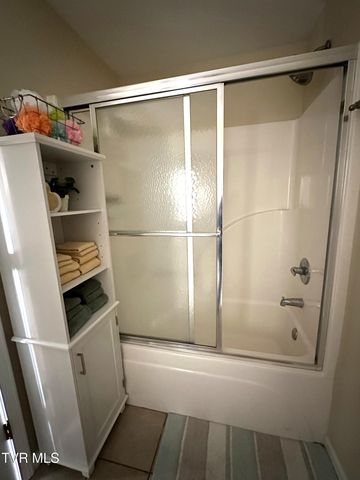 186 Butchertown Road, Fall Branch, TN 37656