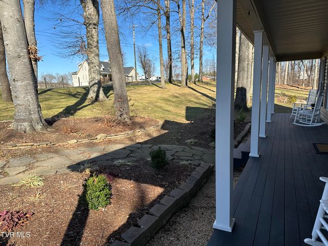 186 Butchertown Road, Fall Branch, TN 37656