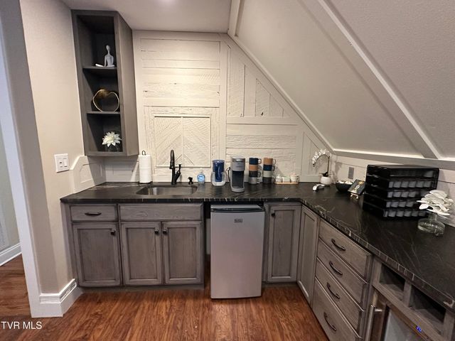 186 Butchertown Road, Fall Branch, TN 37656