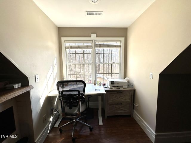 186 Butchertown Road, Fall Branch, TN 37656