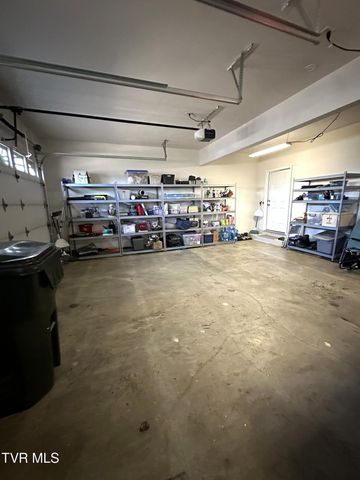 186 Butchertown Road, Fall Branch, TN 37656