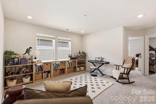 207 Orson Oaks Lane, Pineville, NC 28134