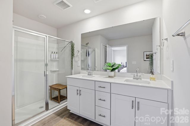 207 Orson Oaks Lane, Pineville, NC 28134