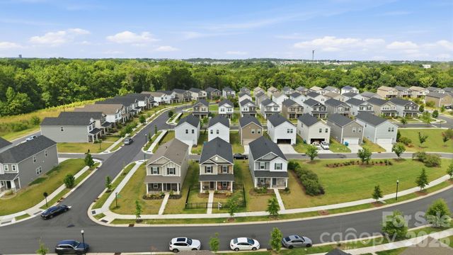 207 Orson Oaks Lane, Pineville, NC 28134