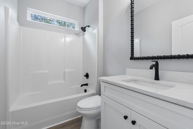 523 Leatherwood Drive NW, Calabash, NC 28467