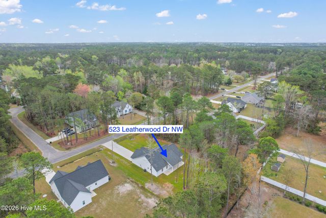 523 Leatherwood Drive NW, Calabash, NC 28467