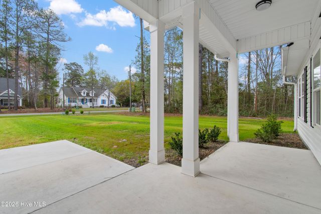 523 Leatherwood Drive NW, Calabash, NC 28467