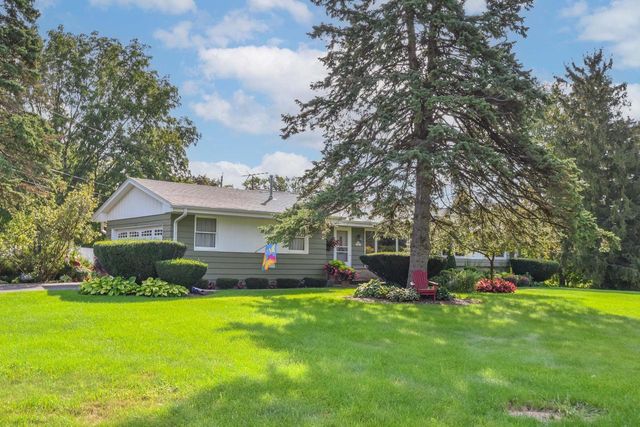 N56W15810 Bette DRIVE, Menomonee Falls, WI 53051