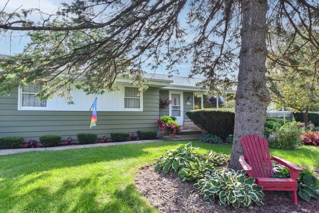 N56W15810 Bette DRIVE, Menomonee Falls, WI 53051