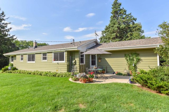 N56W15810 Bette DRIVE, Menomonee Falls, WI 53051