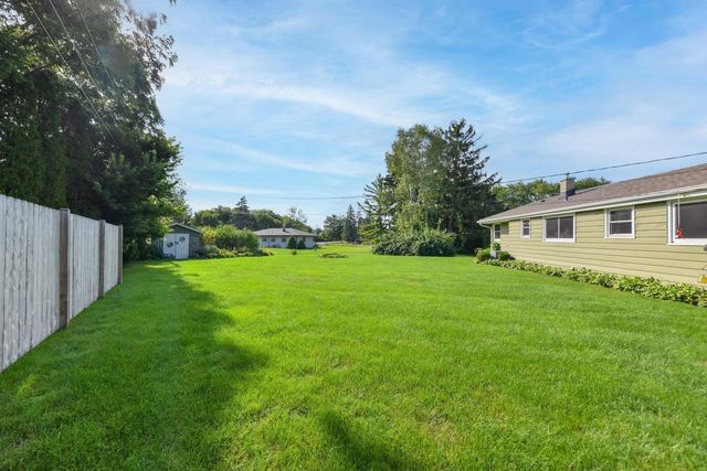 N56W15810 Bette DRIVE, Menomonee Falls, WI 53051